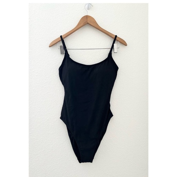 Andie Swim the Amalfi Ribbed One Piece in Black Medium NWT 🔥 - Picture 4 of 6